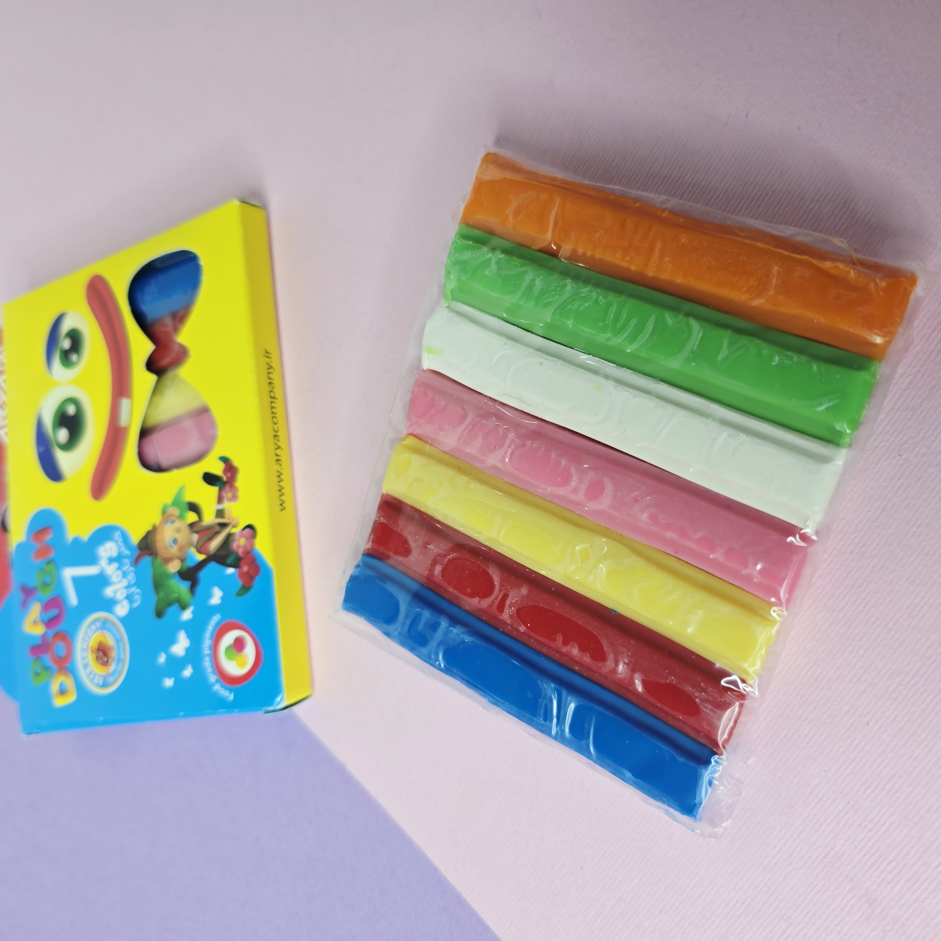 تصویر خمیر بازی 7 تایی آریا 