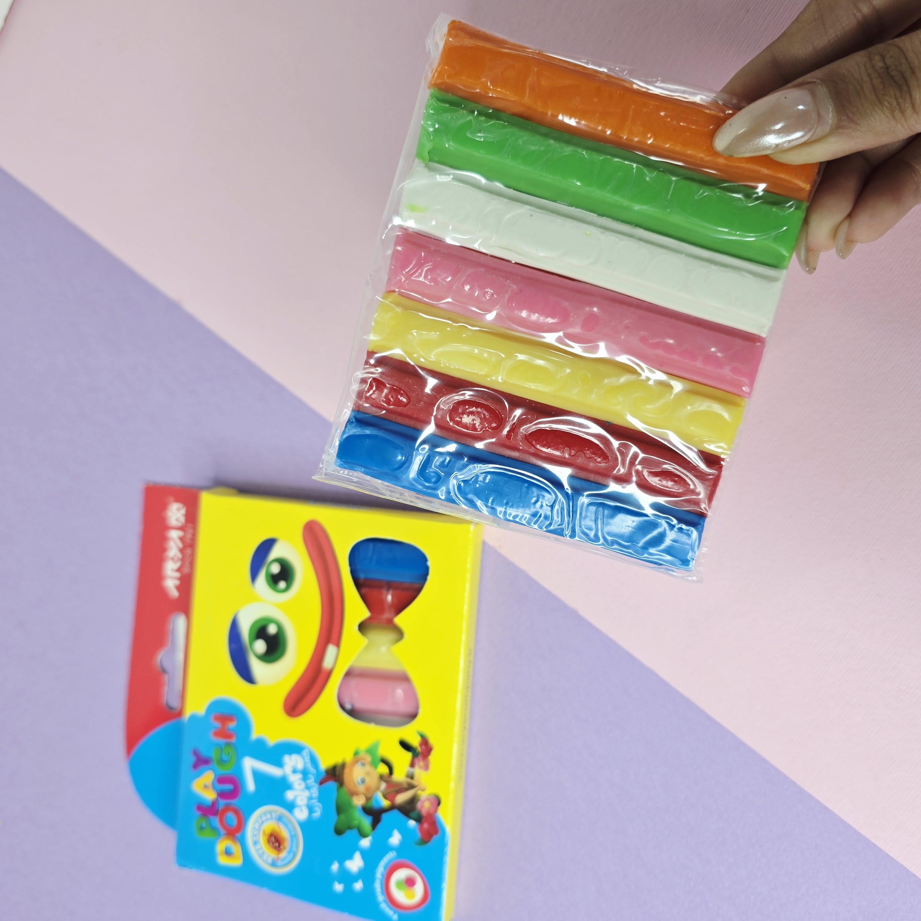 تصویر خمیر بازی 7 تایی آریا 